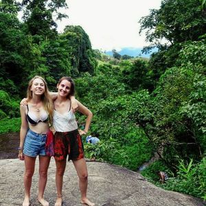 Meet your Posher, Camille